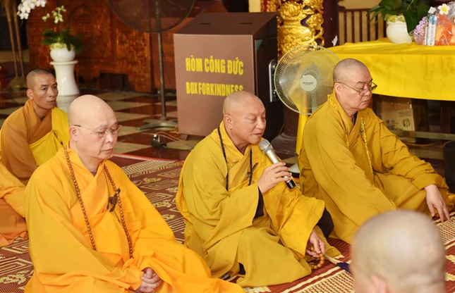 Hà Nội: Trường hạ Quán Sứ tác pháp An cư ảnh 3 HNOI 5.jpg