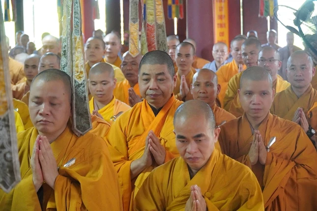 danh le Duc Phap chu (6).jpg