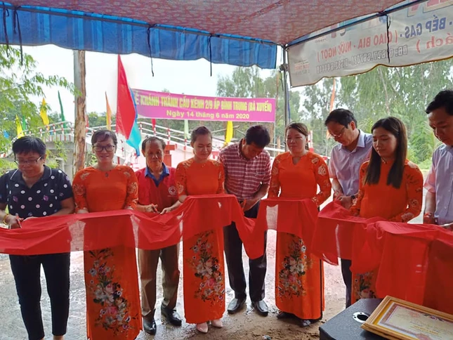 Cat bang khanh thanh cau.jpg