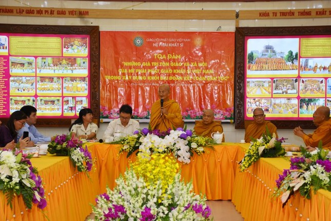 Tọa đàm về Hệ phái Khất sĩ Việt Nam ảnh 3 DSC_4044.jpg