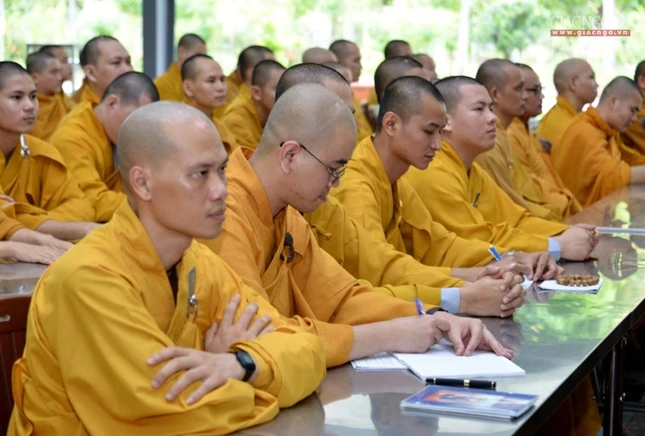 Khoa tu - Cung duong - Quy Y (10).jpg