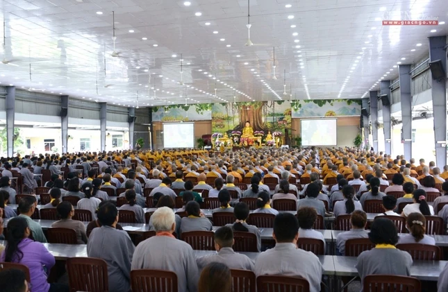 Khoa tu - Cung duong - Quy Y (7).jpg