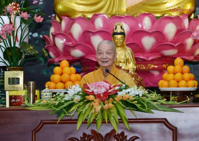 Khoa tu - Cung duong - Quy Y (8).jpg