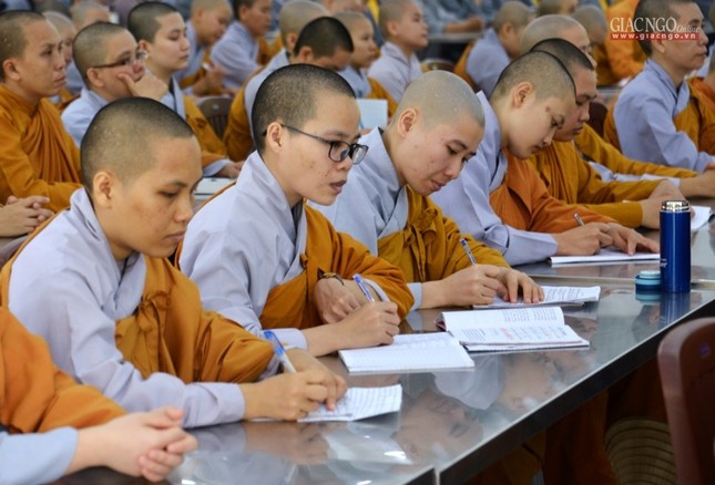 Khoa tu - Cung duong - Quy Y (9).jpg