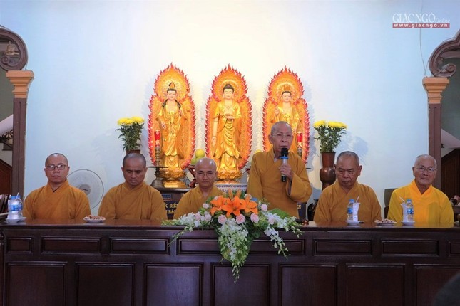 tuquang.2.jpg