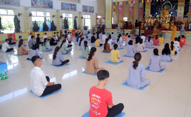 Chùa Chí Linh cầu nguyện, tiếp sức mùa thi cho sĩ tử ảnh 1 a1.jpg