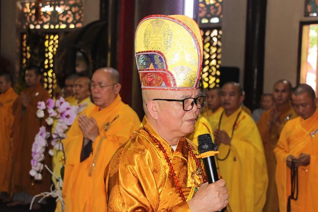 HT Thanh Dam, cúng ngo-min.JPG