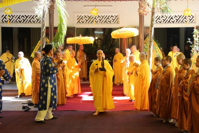 thinh chu ton ht-min.JPG