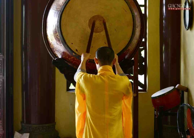 Le chung that HT Phuoc Son- Thien vien Van Hanh (2).jpg