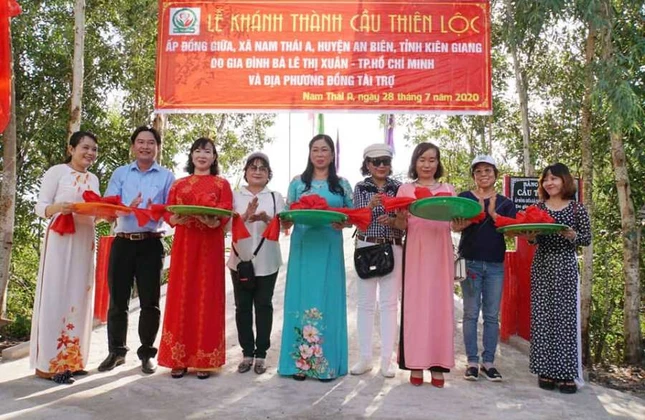 Cat bang khanh thanh cau.jpg