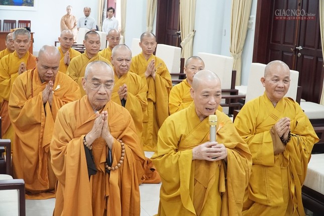 Ban Hoằng pháp, Ban KT-TC T.Ư thăm Phật giáo TP.HCM ảnh 2 H03.jpg