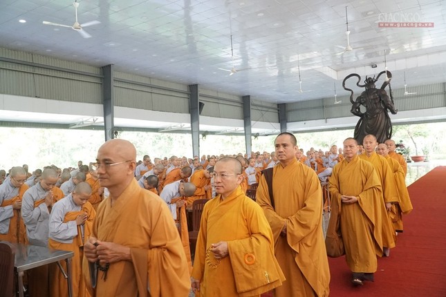 Ban Hoằng pháp, Ban KT-TC T.Ư thăm Phật giáo TP.HCM ảnh 6 H08.jpg