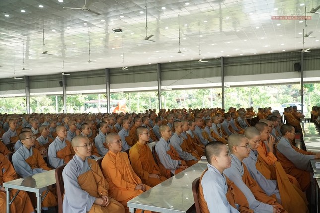 Ban Hoằng pháp, Ban KT-TC T.Ư thăm Phật giáo TP.HCM ảnh 15 H16.jpg