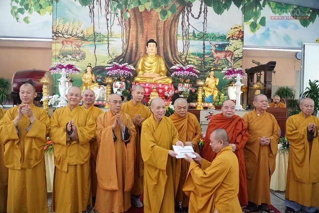 Ban Hoằng pháp, Ban KT-TC T.Ư thăm Phật giáo TP.HCM ảnh 16 H18.jpg