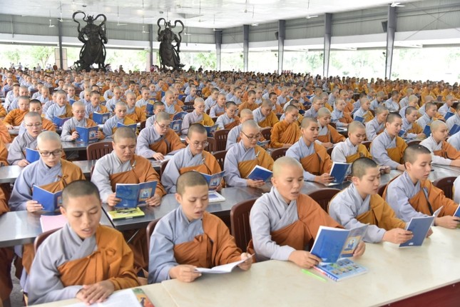 Tangnisinh.jpg