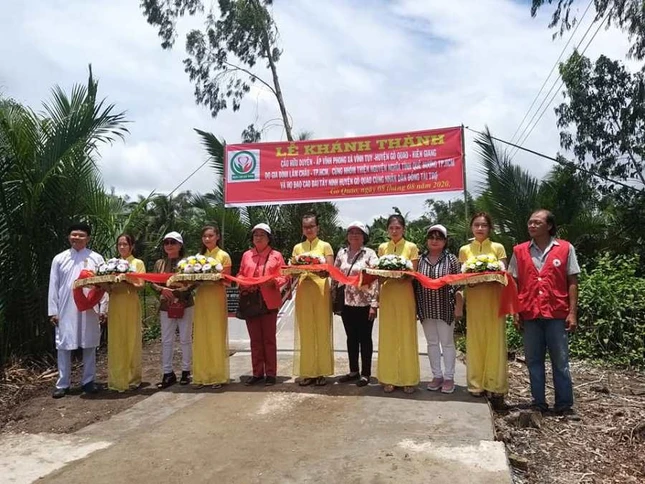 Cat bang khanh thanh cau.jpg