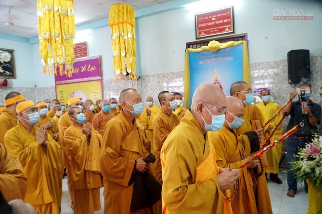 Phụng tống kim quan HT.Thích Minh Lợi trà-tỳ ảnh 5 H09.jpg