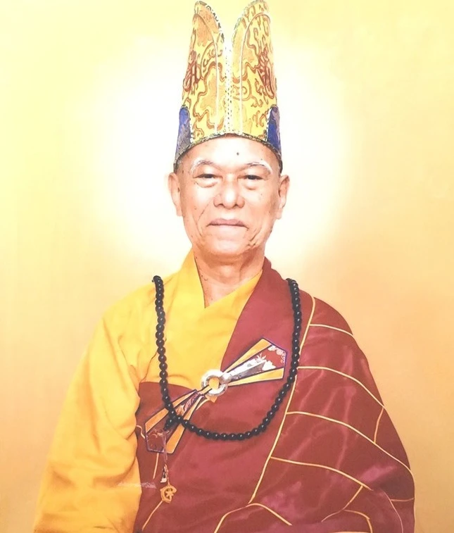 chan dung Hoa thuong.JPG