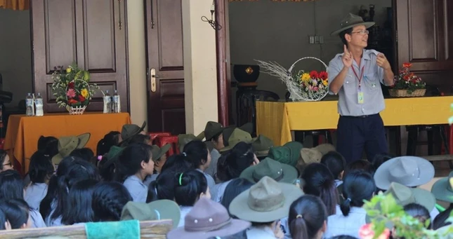 Trangtre.1061. 2b.jpg