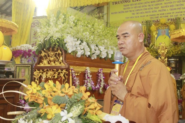 Phụng tống kim quan HT.Thích Thiện Huệ nhập tháp ảnh 5 dongthap 6.jpg