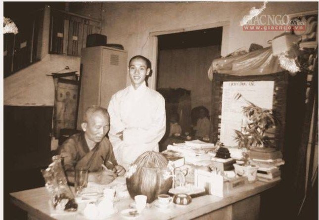 Lời dạy của thầy & những chiếc áo cũ ảnh 5 anh ld 4.jpg