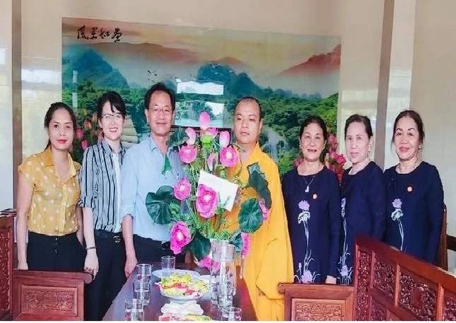 Nghệ An: Ban Tôn giáo chúc mừng lễ Vu lan ảnh 1 a1.jpg