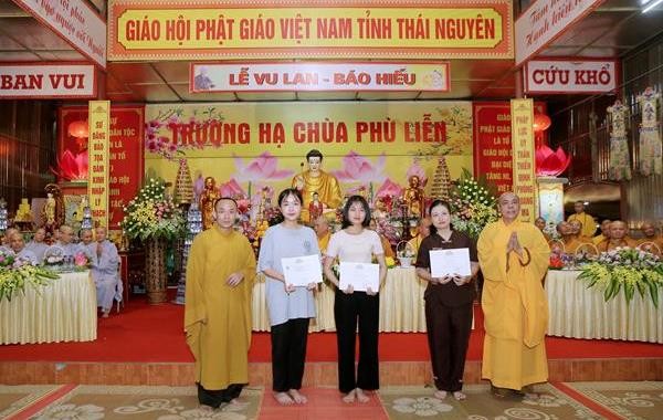 Xúc động lễ Vu lan tại chùa Phù Liễn ảnh 8 tnguyen 5.jpg