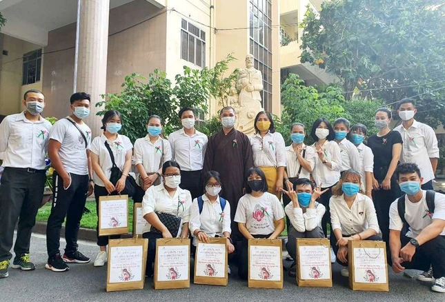 Đại đức Thích Hoằng Đạt.jpg