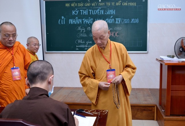 Khai mạc kỳ thi tuyển sinh Cử nhân Phật học khóa XV ảnh 5 bt22.jpg