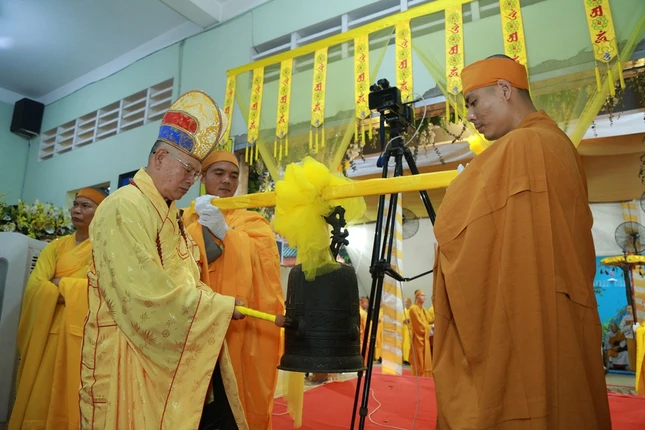 Trà-tỳ kim quan HT.Thích Giải Thiện ảnh 6 H15.JPG