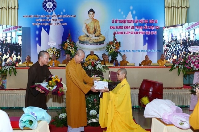 66 Tăng Ni sinh tốt nghiệp Trường Phật học Quảng Nam ảnh 2 IMG_7378.jpg