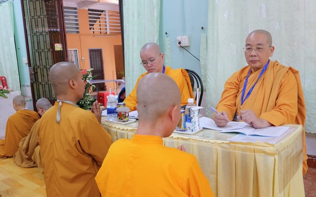 Khảo hạch giới luật tại các đàn giới ảnh 24 ngocphuong.jpg