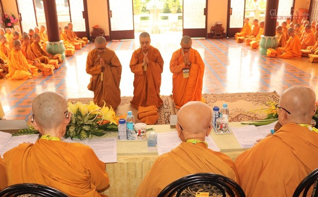 Tấn đàn truyền giới Tỳ-kheo, Tỳ-kheo-ni ảnh 54 Tykheoni.2a.jpg