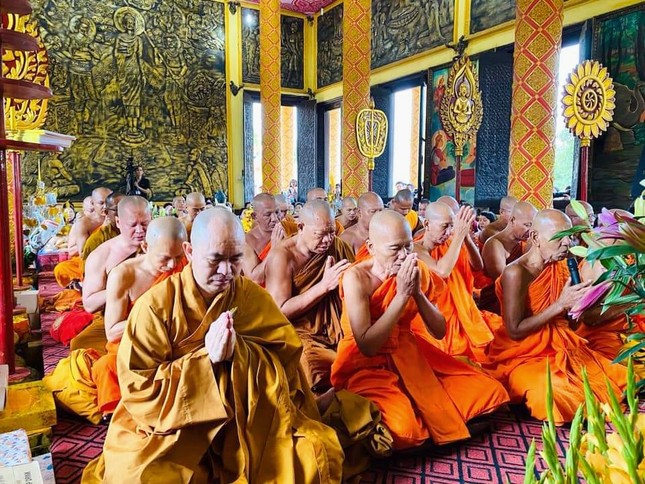 Hà Nội: Lễ dâng y Kathina tại chùa Kh’leang ảnh 3 IMG_20201019_180759.jpg