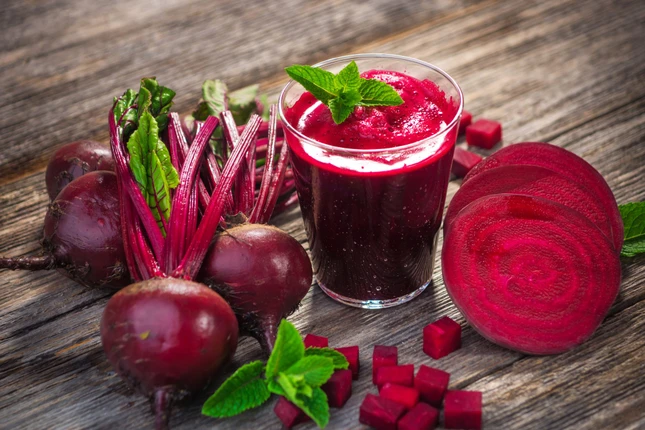 Một số tác dụng phụ cần lưu ý khi ăn củ dền ảnh 1 beetroot.jpg