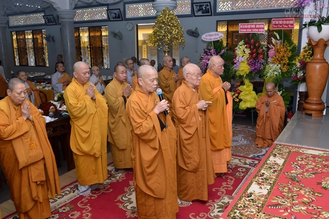 Lễ huý kỵ cố HT Định Quang - chùa Huỳnh Kim (3).jpg