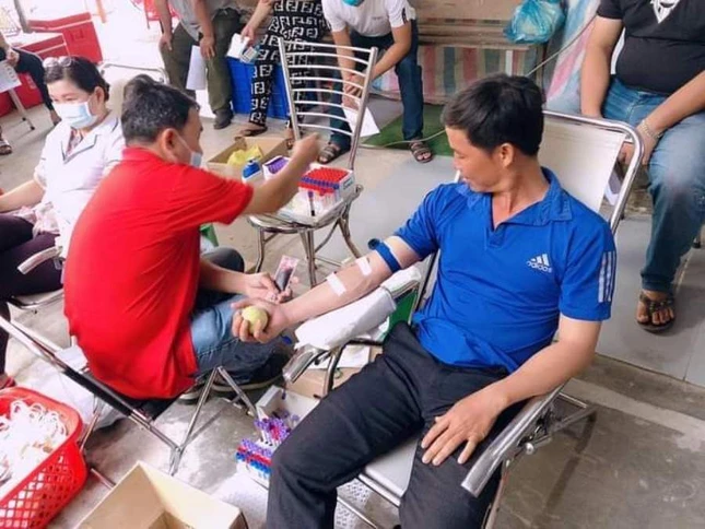 Hien mau tai TTYT huyen TN.jpg