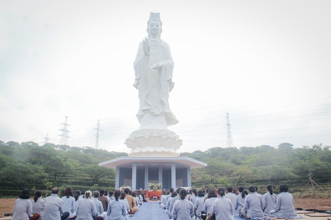 Tu viện Khánh An (Đồng Nai) an vị tượng Bồ-tát cao 28m ảnh 3 khanhan 1.jpg