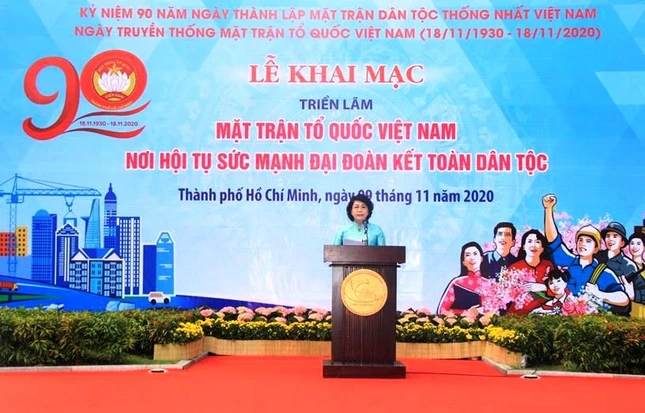 Nhiều hoạt động kỷ niệm 90 năm thành lập Mặt trận ảnh 1 triển lãm ảnh 90 năm mặt trận tổ quốc.jpg
