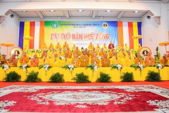 Đại giới đàn Huệ Đăng PL.2564 thành công viên mãn ảnh 1 NI.jpg