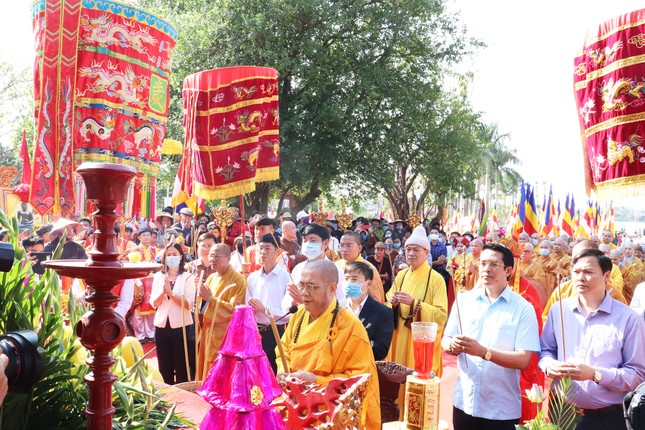 Lễ rước Phật ngọc về chốn tổ Quỳnh Lâm ảnh 3 a4.jpg