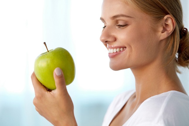 apple-smile.jpg