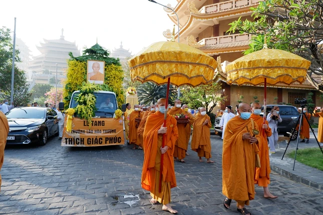 Truy niệm, cung tống kim quan HT.Giác Phúc trà-tỳ ảnh 12 H14.JPG