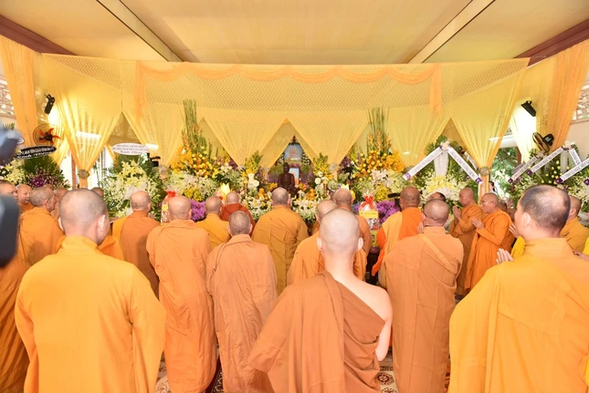 TƯGH viếng tang Trưởng lão HT.Thích Giác Cầu ảnh 5 XTP_2813.JPG