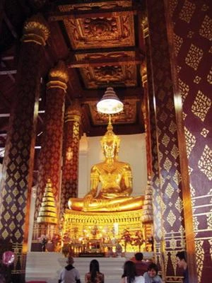 Tượng Phật bằng đồng lớn nhất Thái Lan