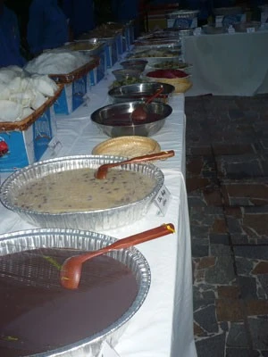 Teen Hà Thành háo hức đi ăn chay