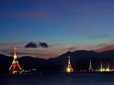 Cáp treo Vinpearl Land trong ráng chiều