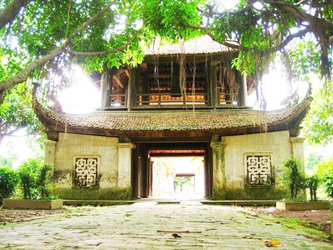 Chùa Bút Tháp - một danh thắng ở xã Đình Tổ, huyện Thuận Thành, tỉnh Bắc Ninh. Chùa Bút Tháp - một danh thắng ở xã Đình Tổ, huyện Thuận Thành, tỉnh Bắc Ninh.