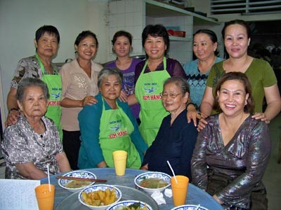 Chuyện của nhóm thiện nguyện “mai danh” ảnh 4