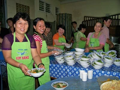 Chuyện của nhóm thiện nguyện “mai danh” ảnh 2